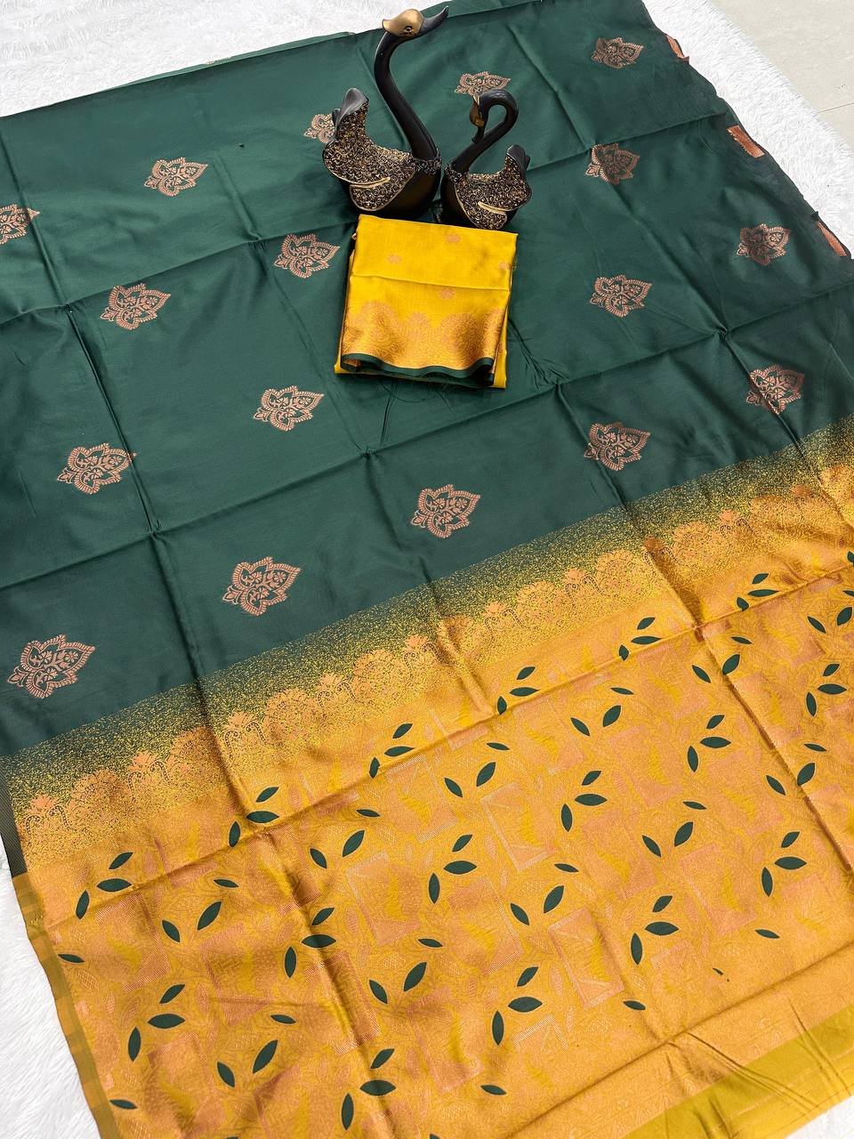 Organic Banarasi Wedding Saree – Lightweight & Breathable