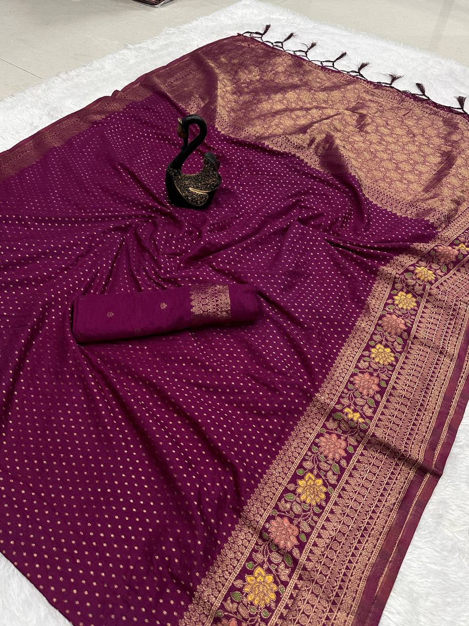 Hand Dyed Crepe Georgette Saree with Meenakari Jacquard Weaving