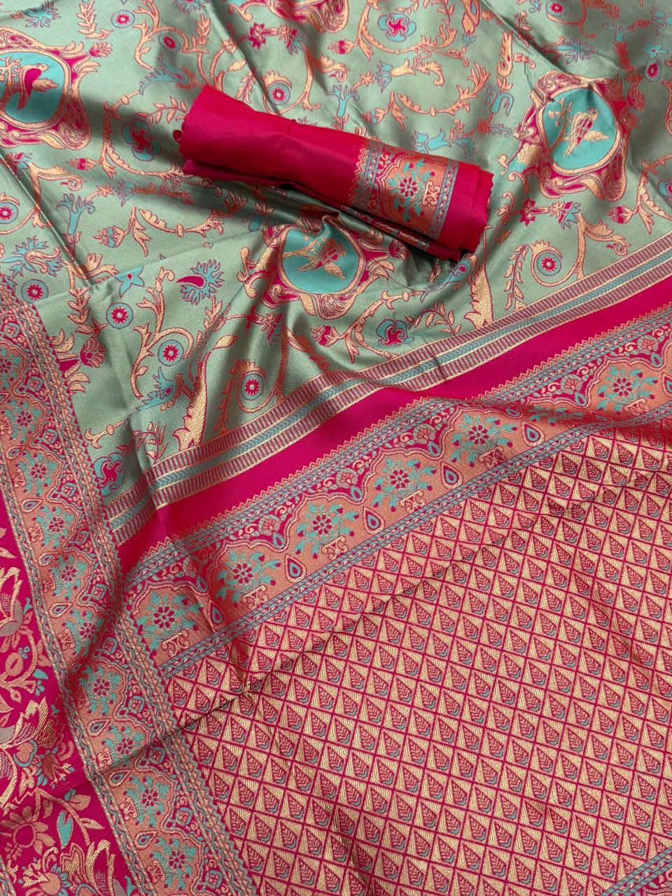 Organic Banarasi Wedding Saree – Lightweight & Breathable