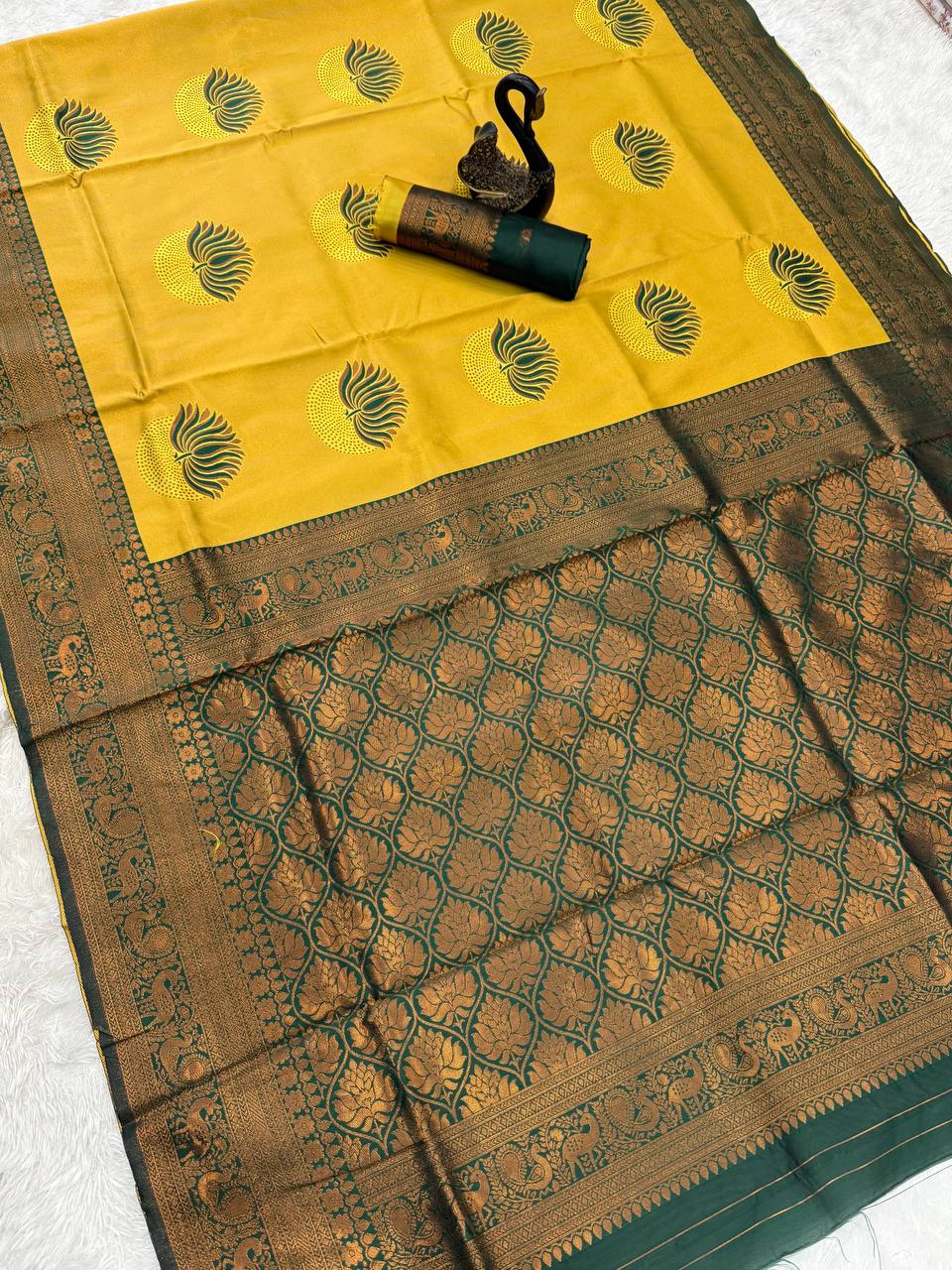 Organic Banarasi Wedding Saree – Light & Comfortable