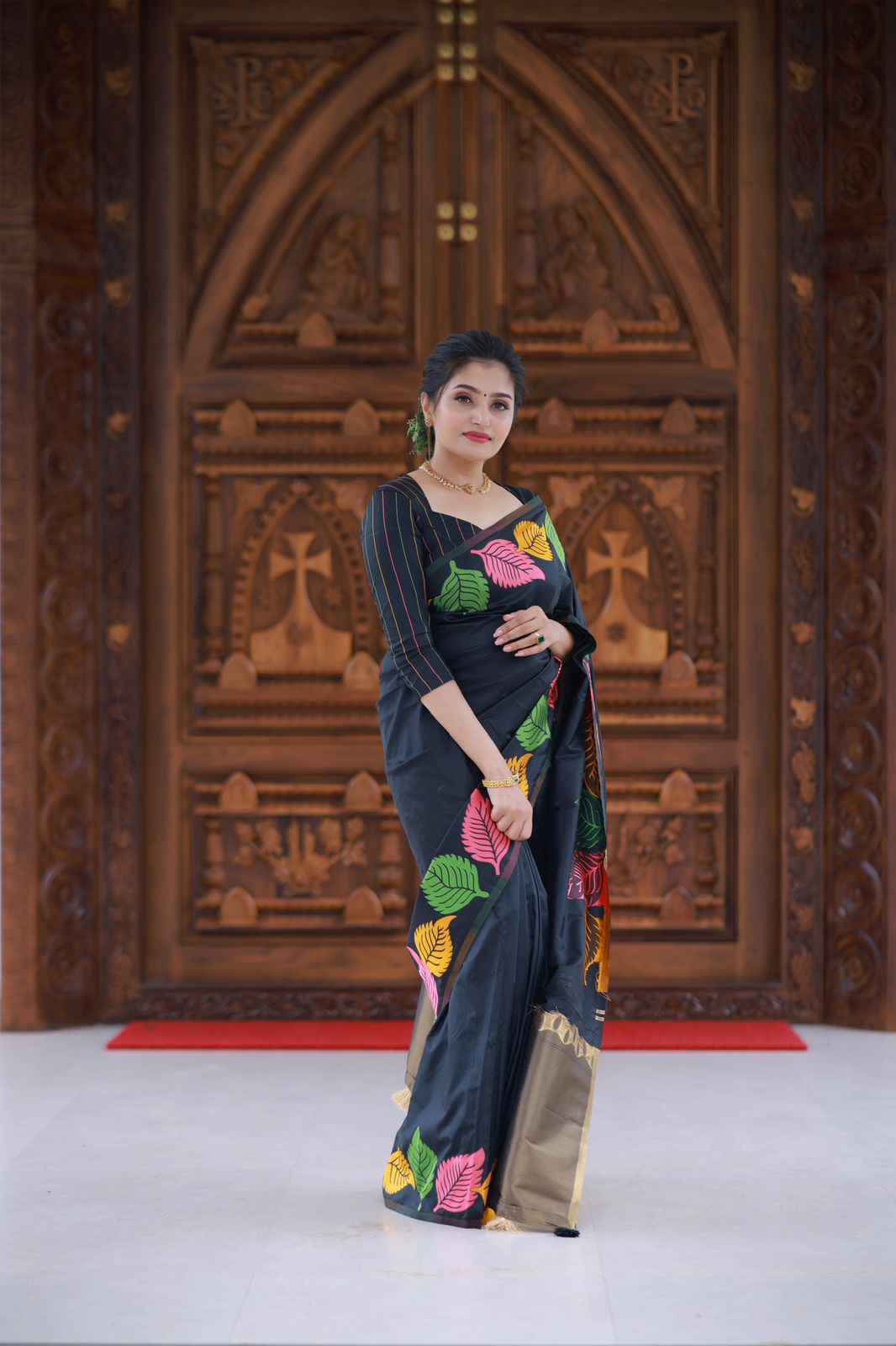 Elegant Banarasi Saree in Premium Lichi Silk