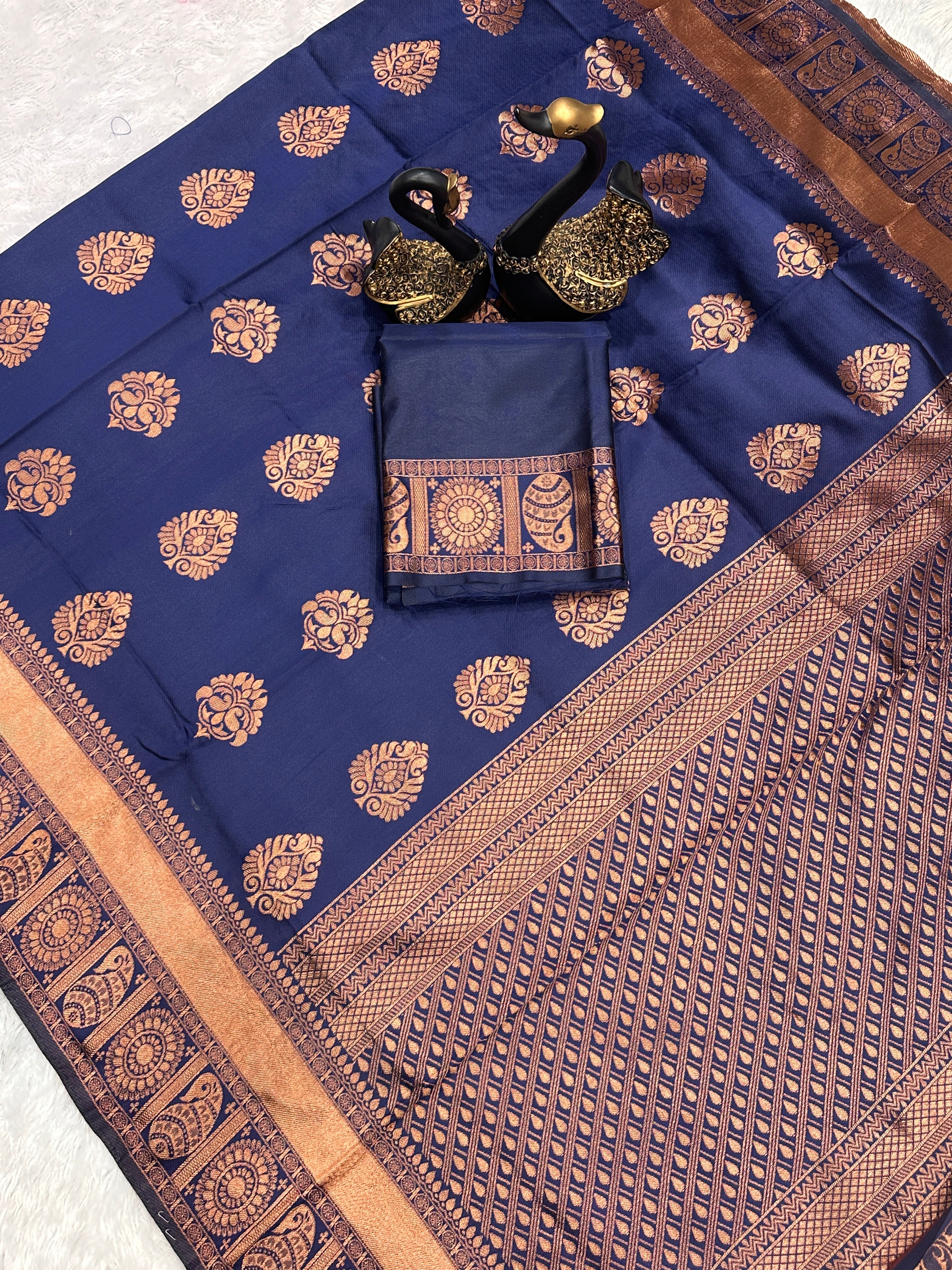 Royal Comfort Organic Banarasi Lichi Silk Wedding Saree