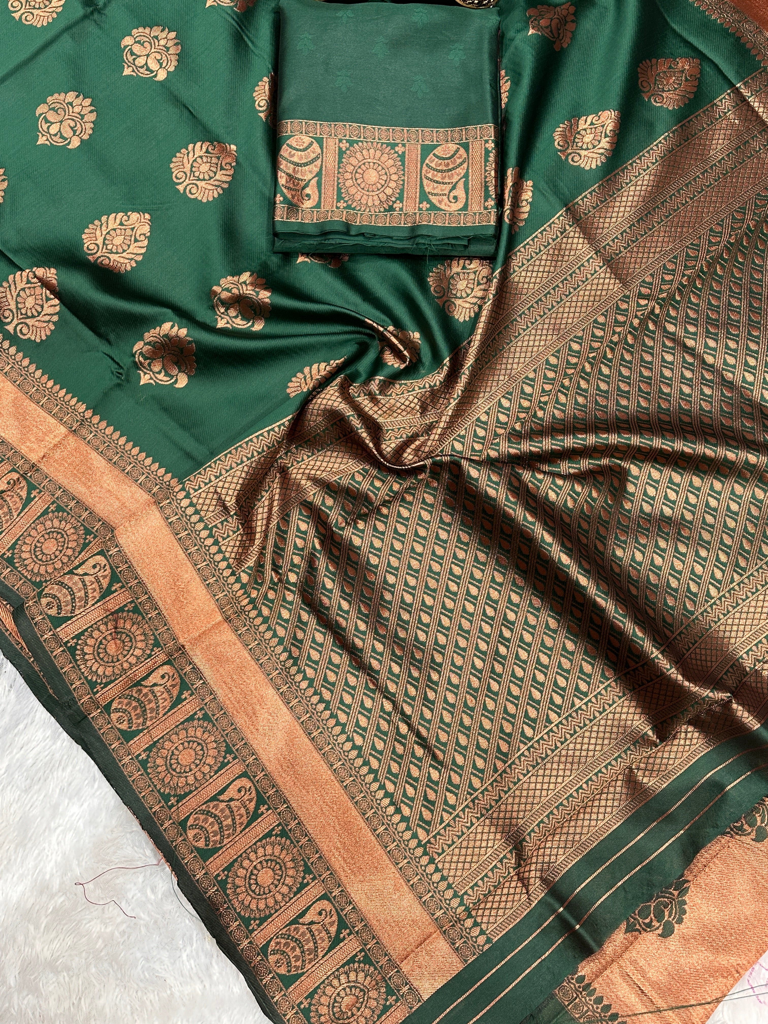 Royal Comfort Organic Banarasi Lichi Silk Wedding Saree