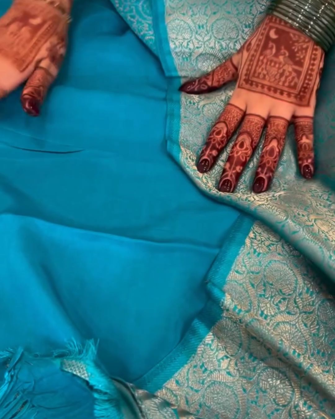 Nila Weave Silk Suit