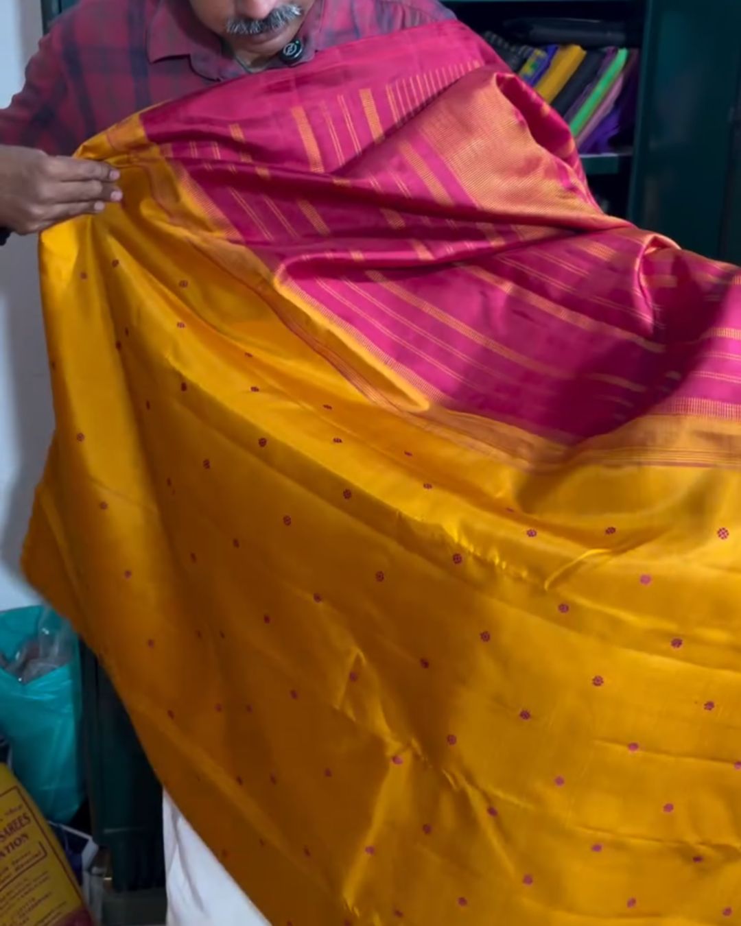 Oilmustured Weave Silk Saree