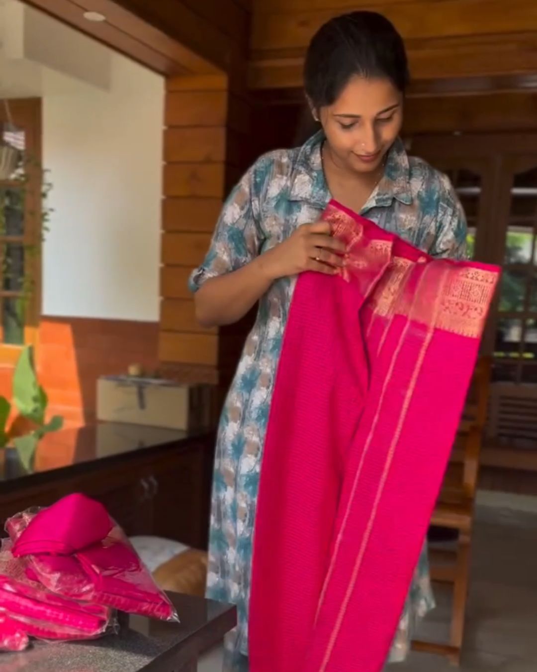 Pink Chex Silk Saree