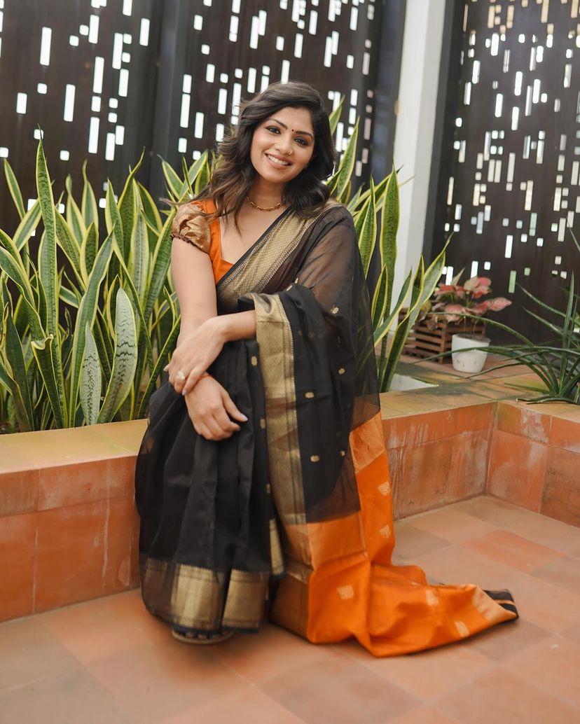 Classic Banarasi Style Lichi Silk Saree with Contrast Border