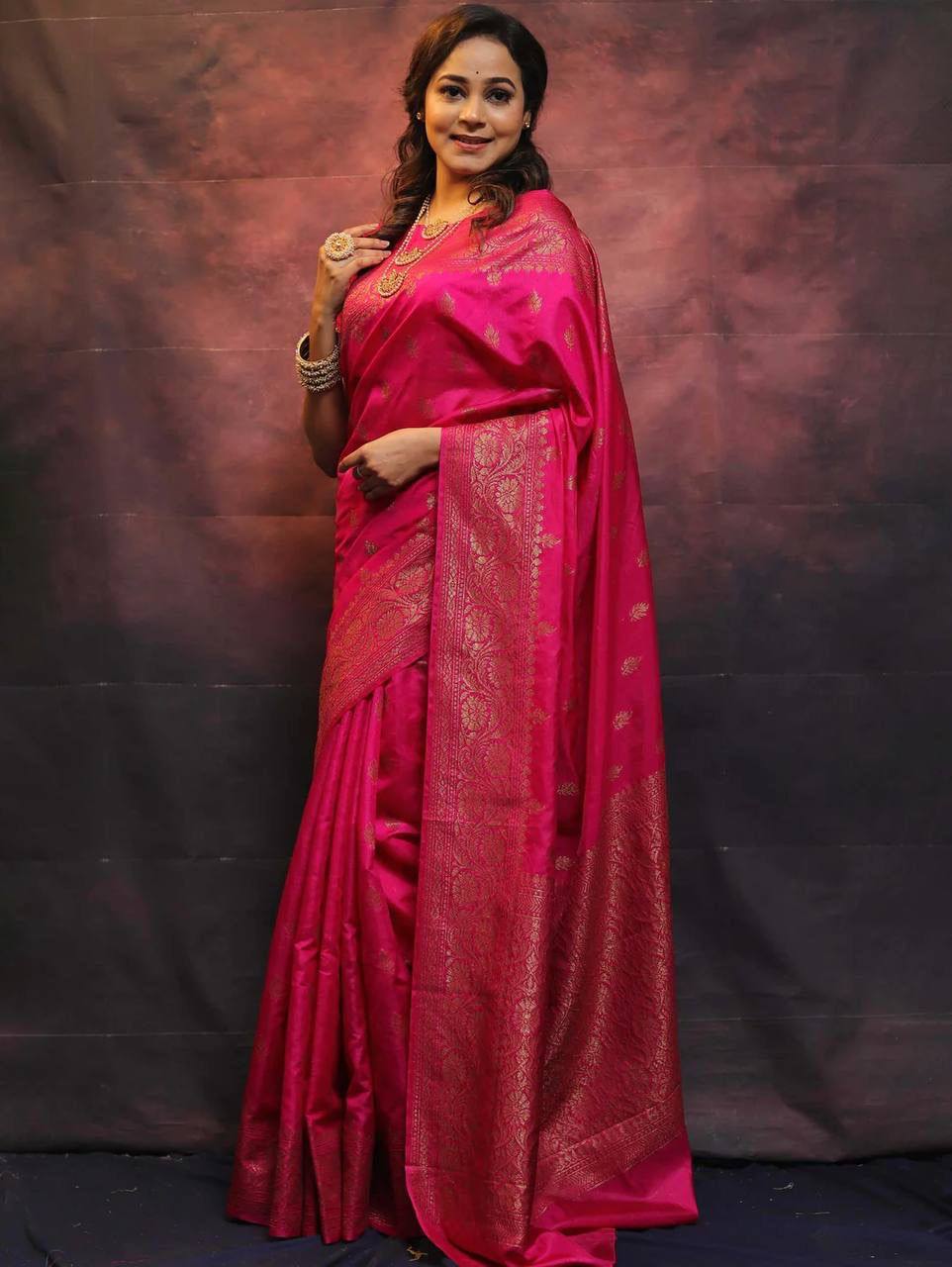 Soft Comfort Organic Banarasi Lichi Silk Wedding Saree