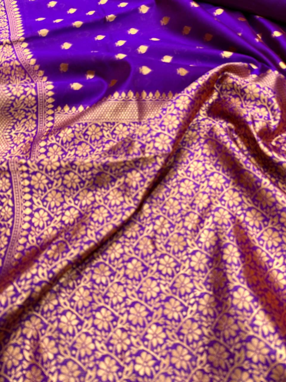 Comfort Wear Banarasi Style Lichi Silk Wedding Saree