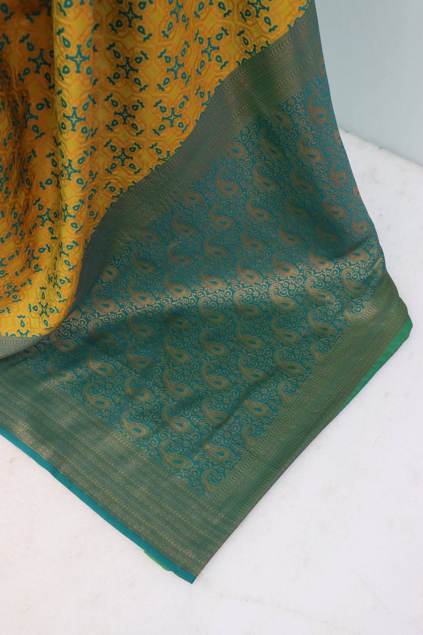 Premium Kanjivaram Soft Silk Saree with Copper Zari Jaal Weaving