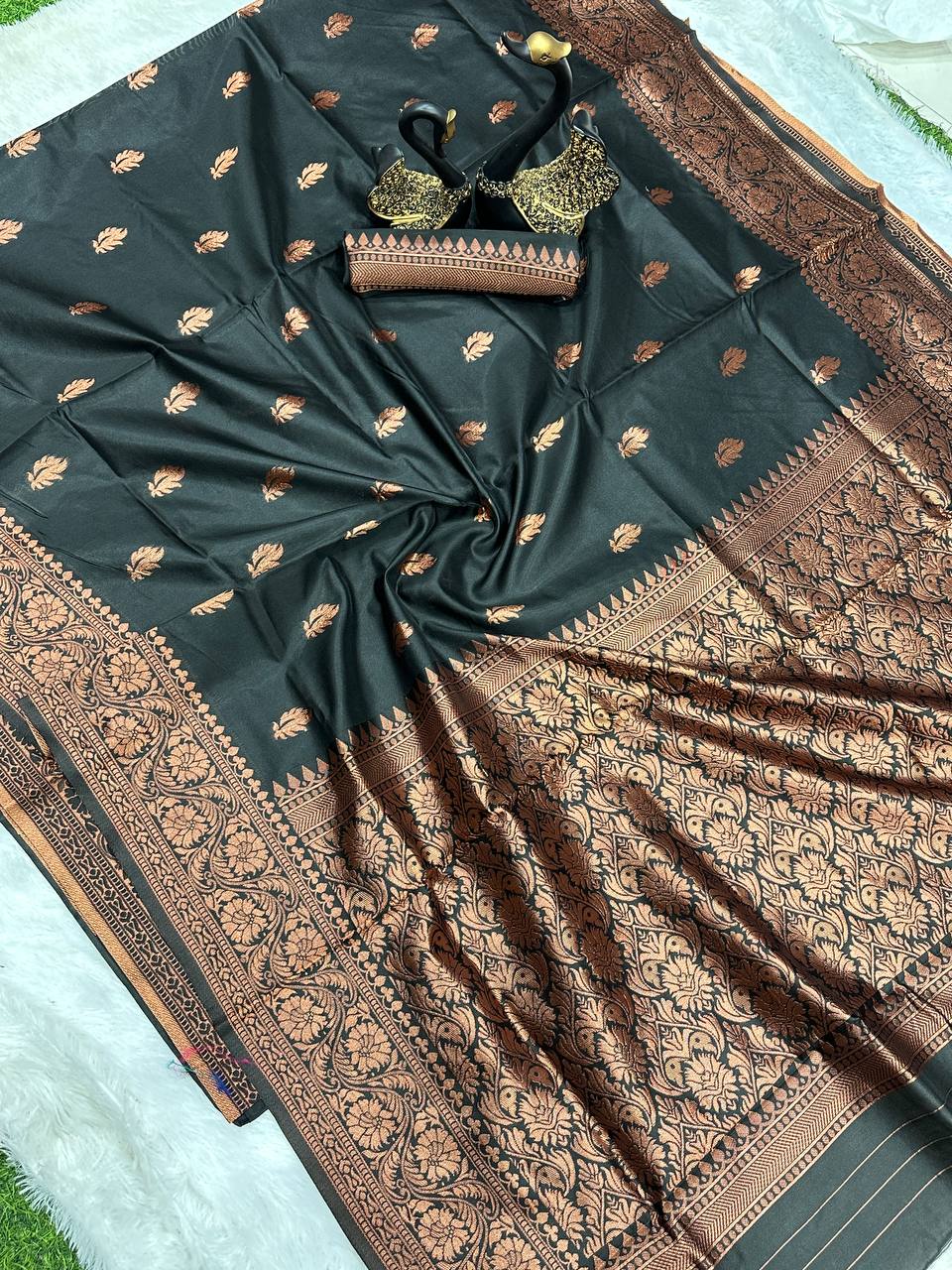 Soft Comfort Organic Banarasi Lichi Silk Wedding Saree