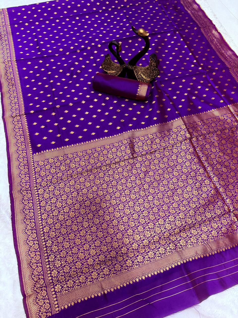 Comfort Wear Banarasi Style Lichi Silk Wedding Saree