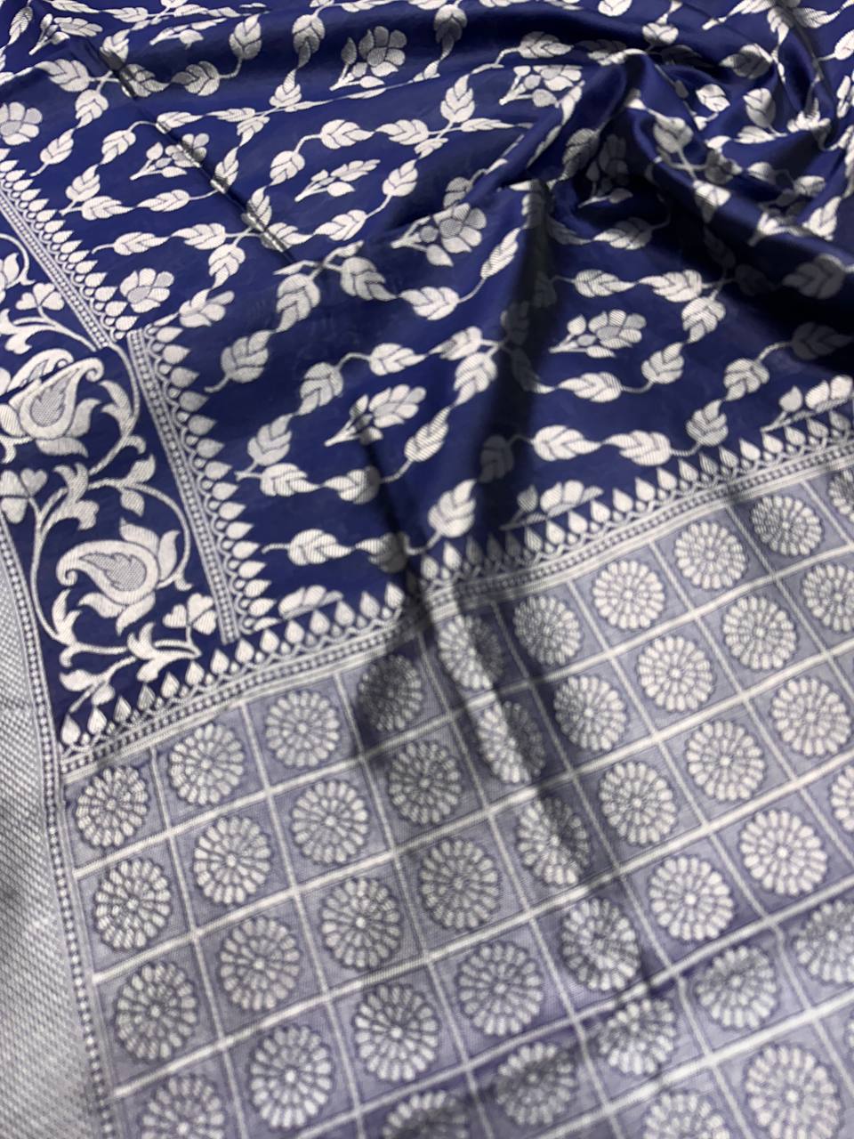 Breathable Organic Banarasi Lichi Silk Wedding Saree