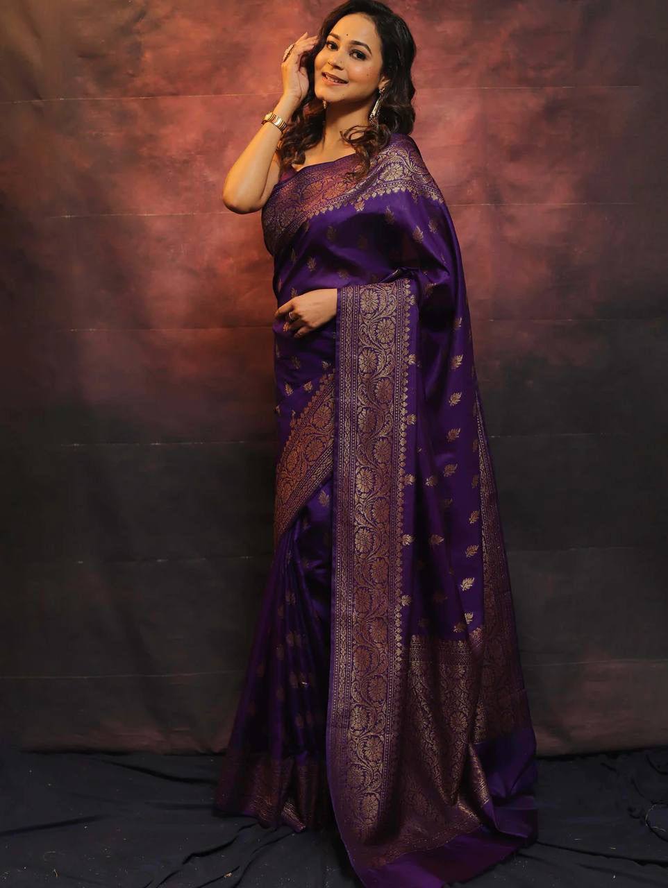 Soft Comfort Organic Banarasi Lichi Silk Wedding Saree