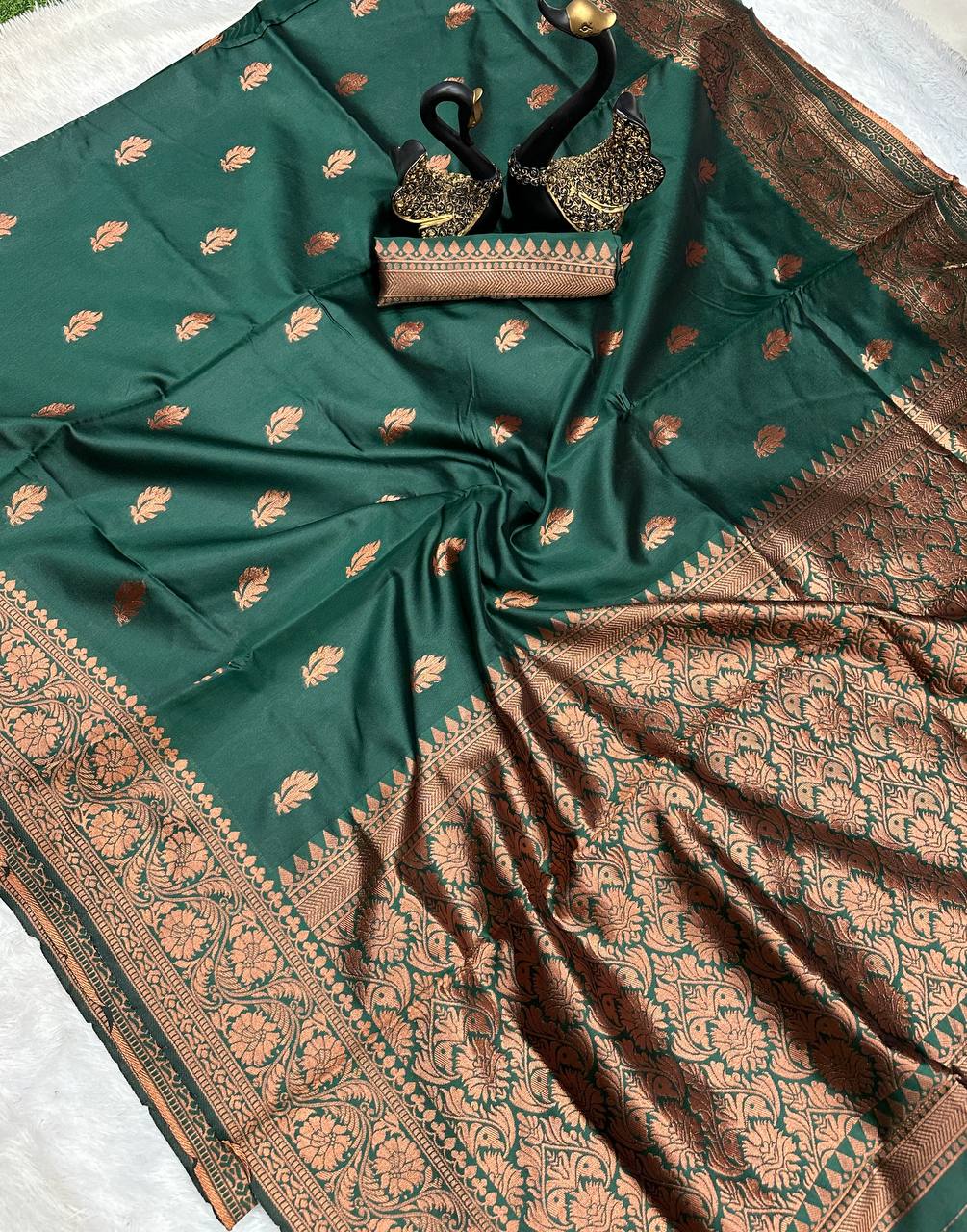 Soft Comfort Organic Banarasi Lichi Silk Wedding Saree