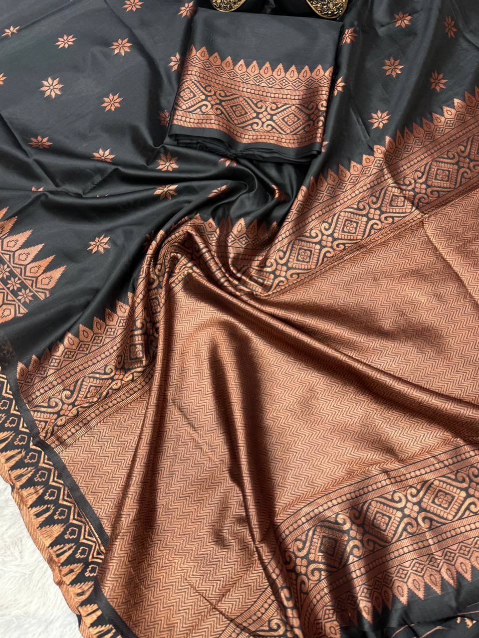 Light Feel Organic Banarasi Lichi Silk Wedding Saree