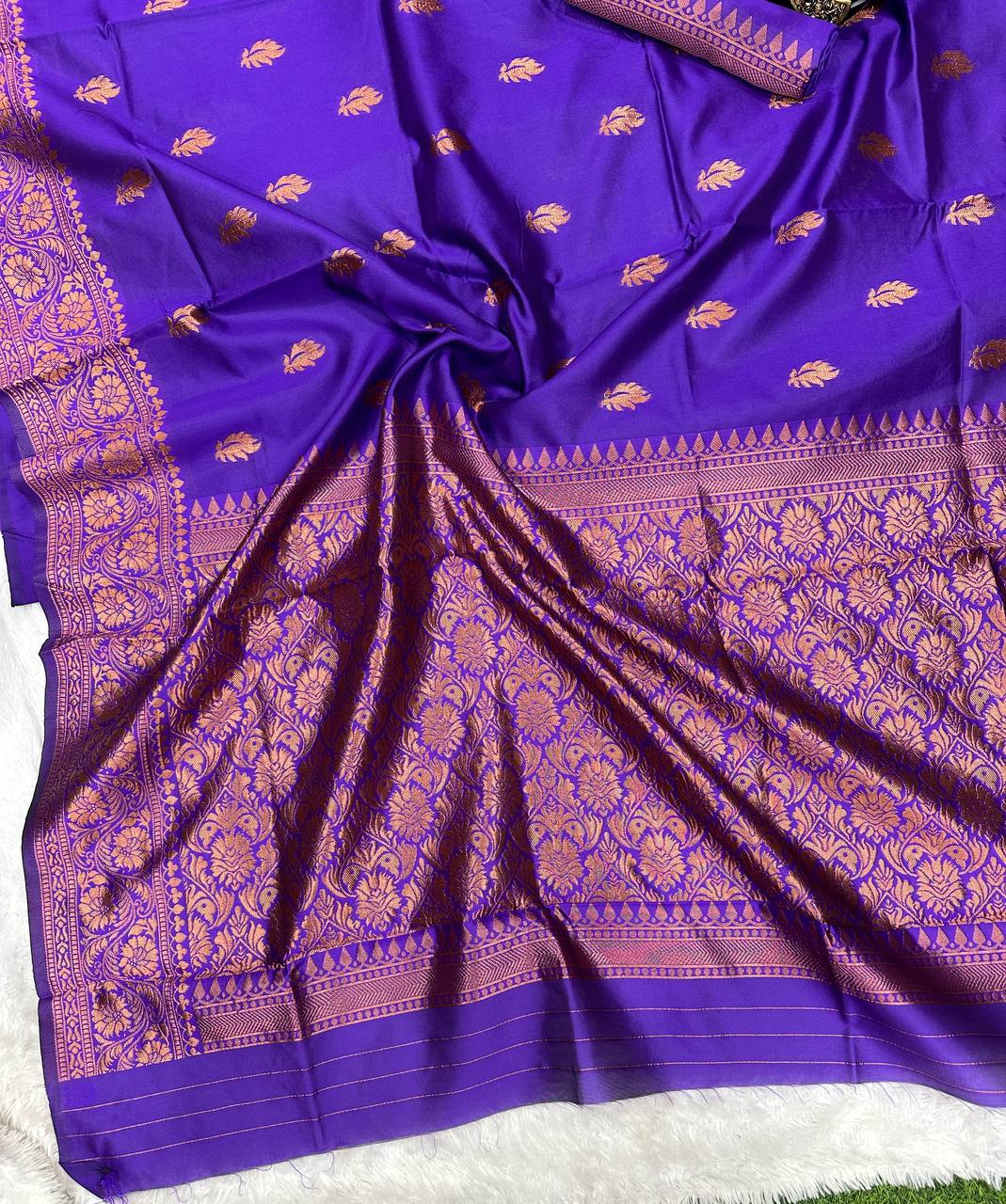 Soft Comfort Organic Banarasi Lichi Silk Wedding Saree