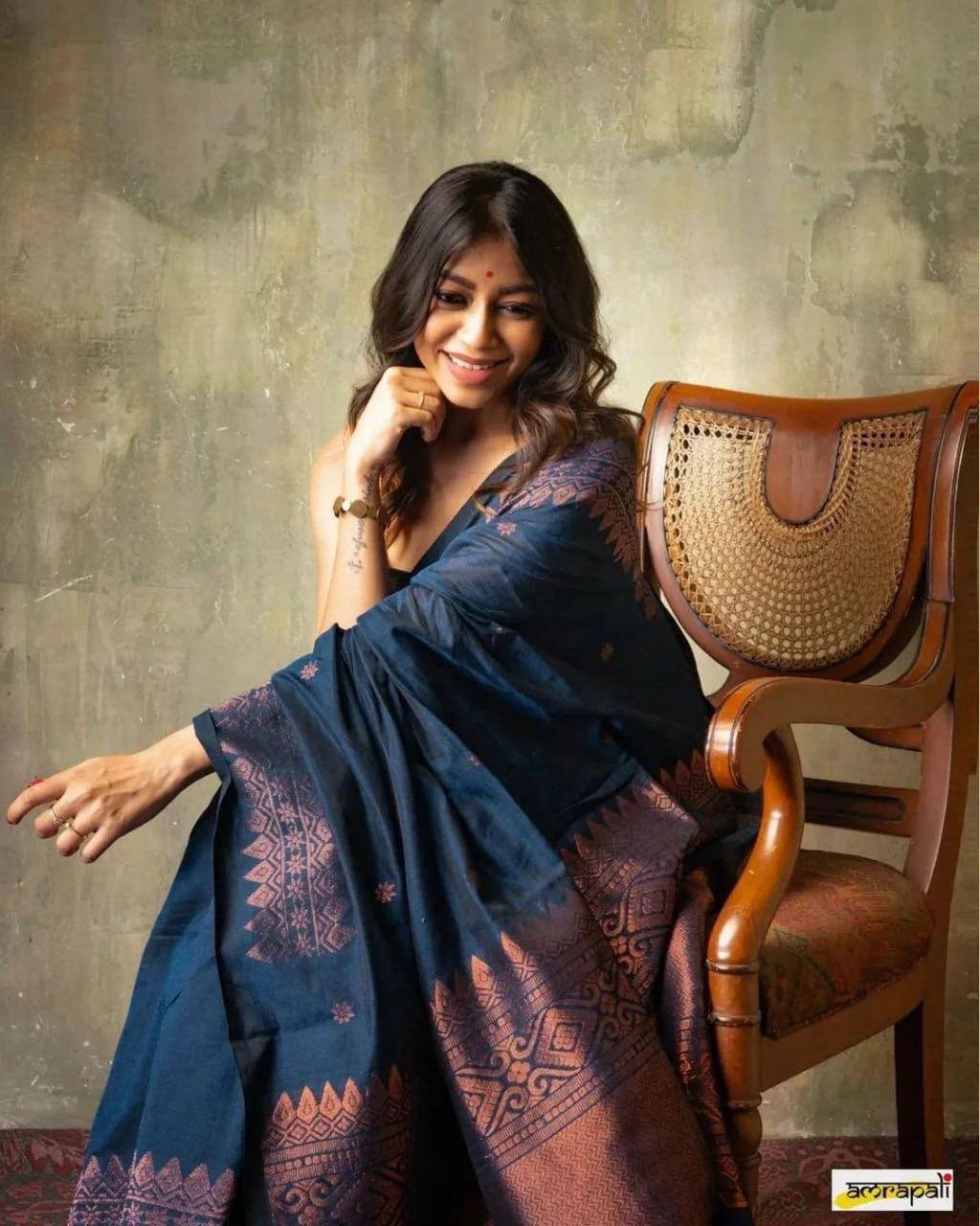 Light Feel Organic Banarasi Lichi Silk Wedding Saree