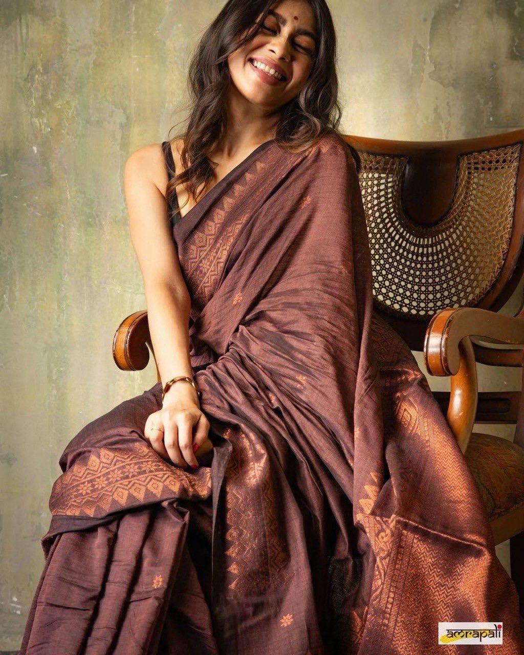 Lightweight Organic Banarasi Lichi Silk Wedding Saree