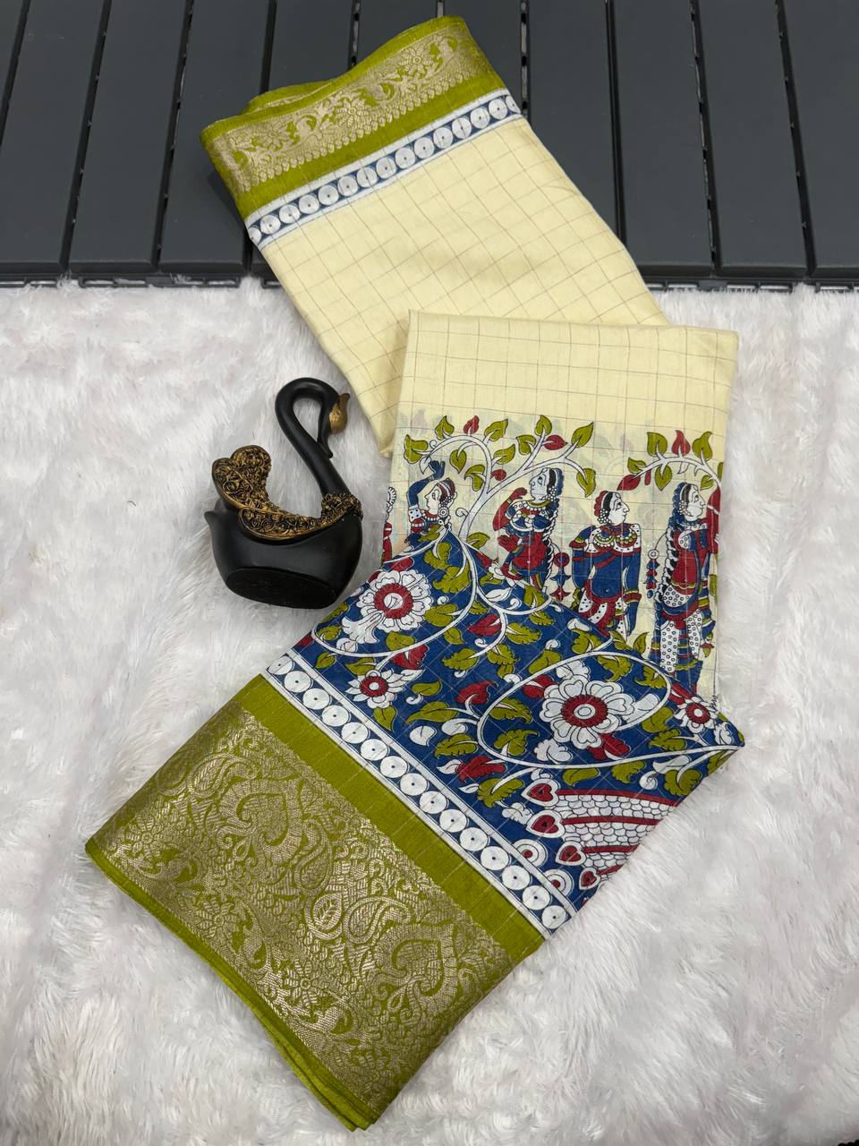 Lightweight Mangalagiri Dola Saree with Print Checks & Kalamkari Pallu