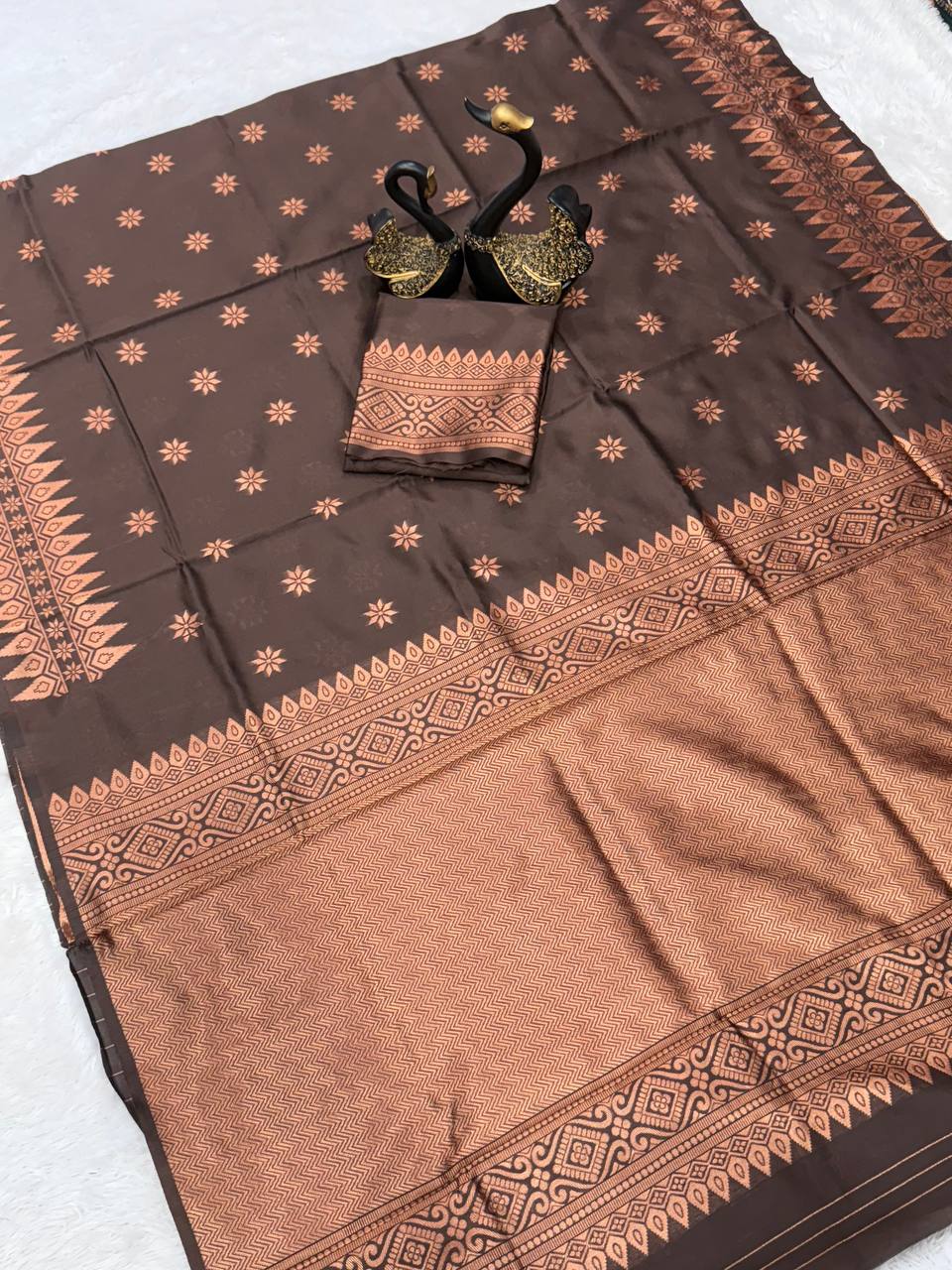 Light Feel Organic Banarasi Lichi Silk Wedding Saree