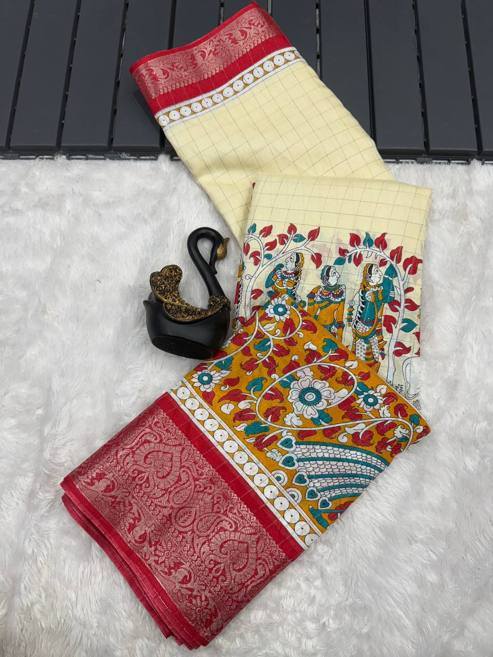 Lightweight Mangalagiri Dola Saree with Print Checks & Kalamkari Pallu