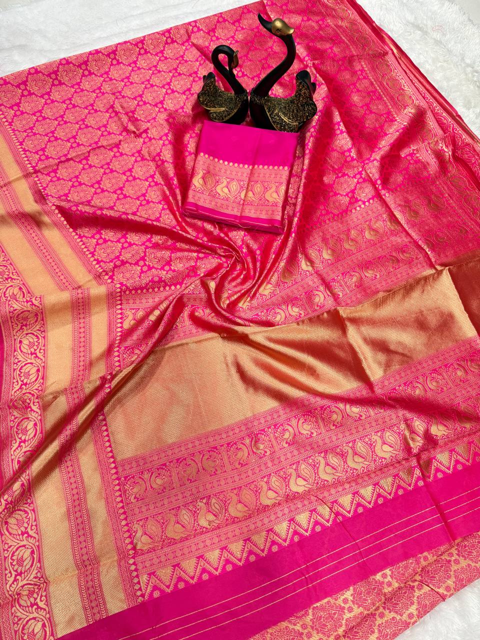 Light Comfort Organic Banarasi Lichi Silk Wedding Saree
