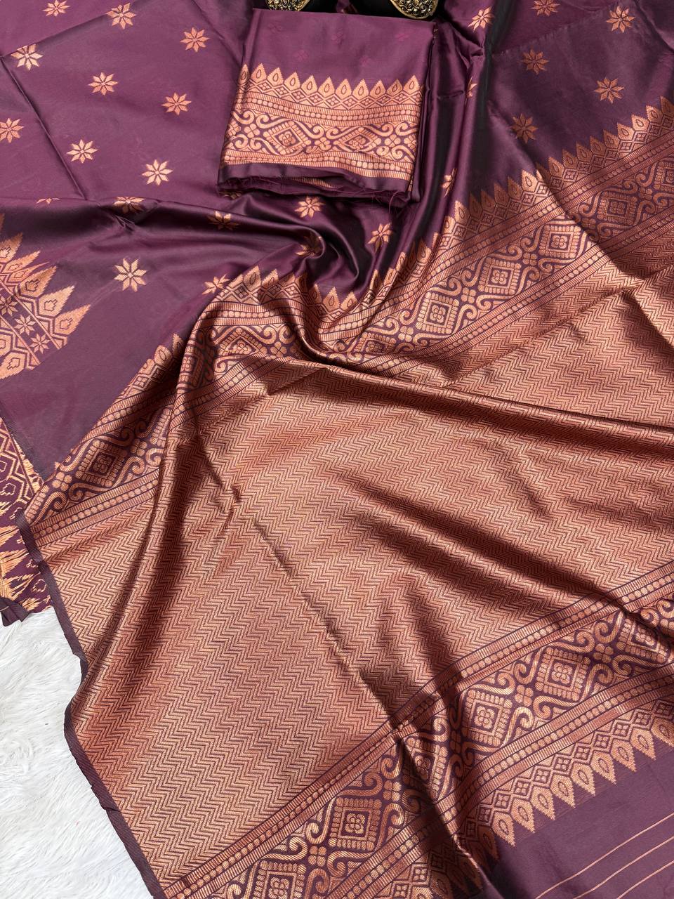Light Feel Organic Banarasi Lichi Silk Wedding Saree