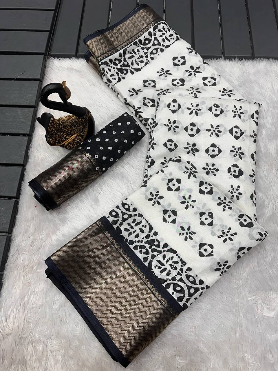 DOLA SILK SAREES