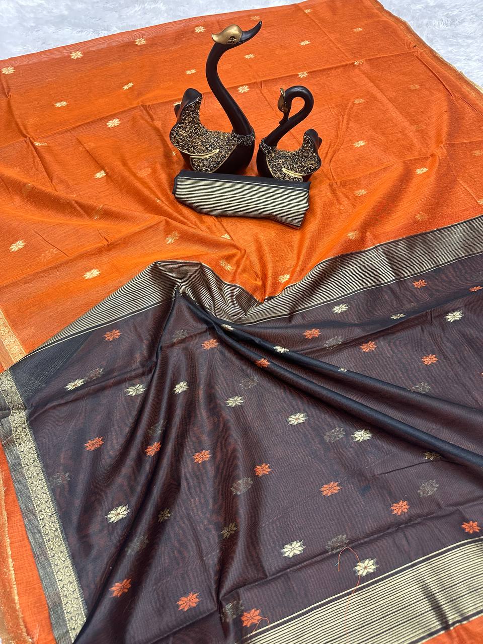 New Lilan Slub Soft Cotton Saree with Slab Weaving