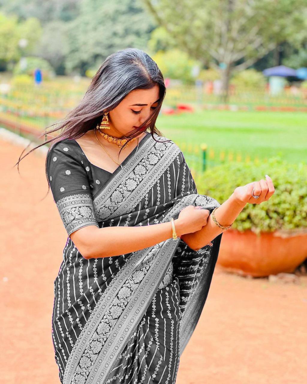 Rich Comfort Organic Banarasi Lichi Silk Wedding Saree