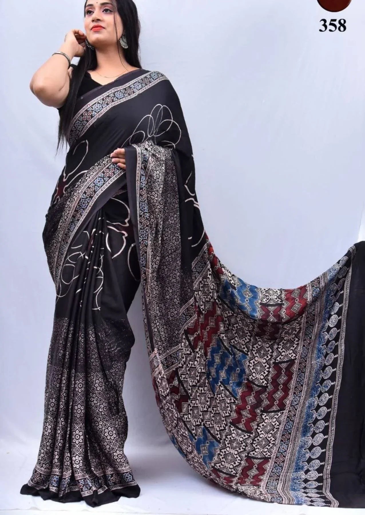 Soft Muslin Cotton Digital Print Saree With Tassel Pallu – Unstitched Blouse