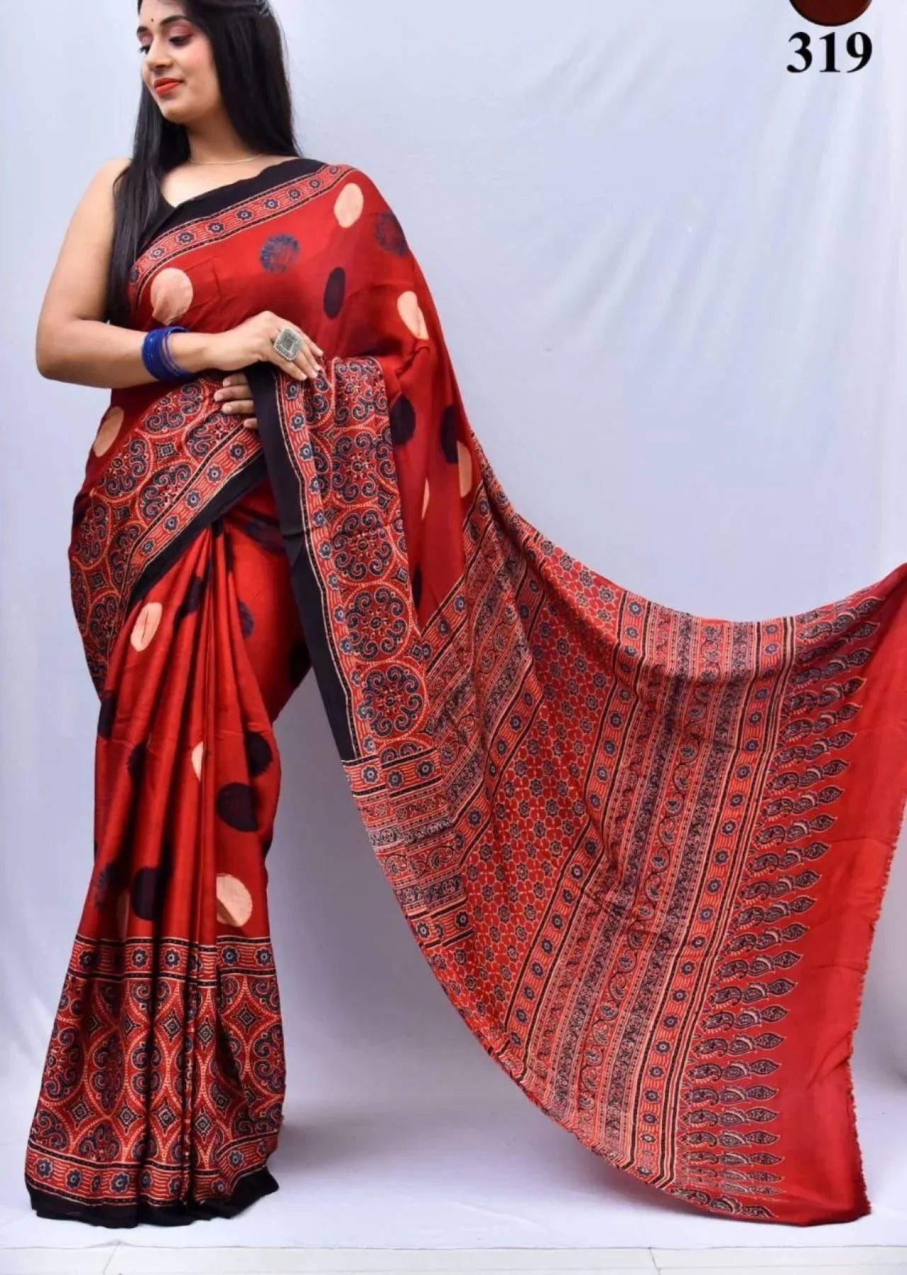 Soft Muslin Cotton Digital Print Saree With Tassel Pallu – Unstitched Blouse
