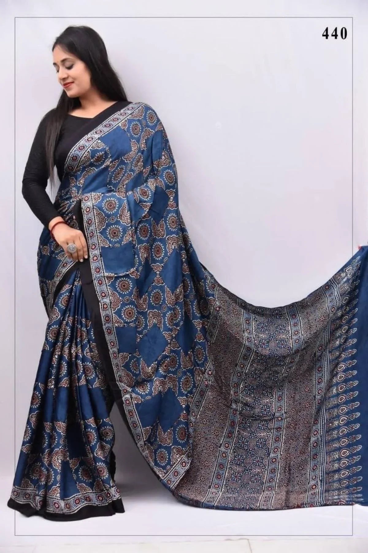 Soft Muslin Cotton Digital Print Saree With Tassel Pallu – Unstitched Blouse