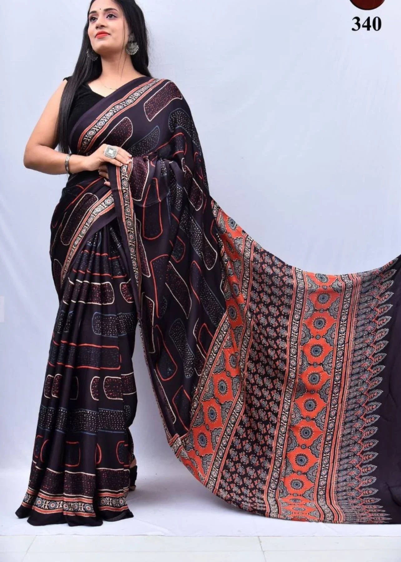 Soft Muslin Cotton Digital Print Saree With Tassel Pallu – Unstitched Blouse